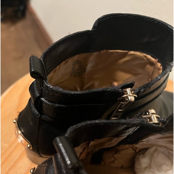 Coach Pauline Ankle Boot in Black Leather with Gold Hardware Size 8.5 - Picture 9 of 9